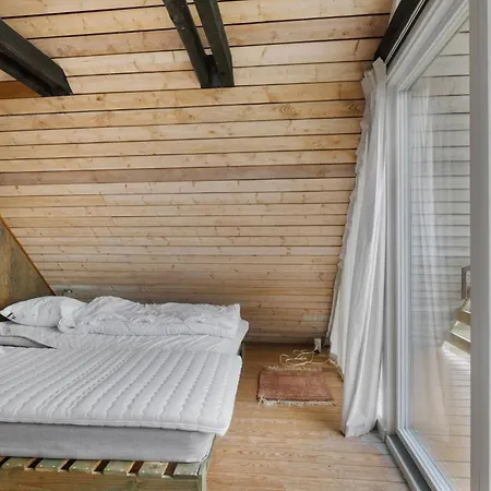 Holiday home 2 Bedroom Cozy In