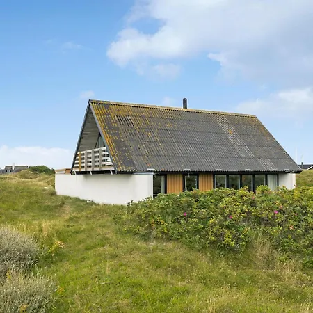 2 Bedroom Cozy In