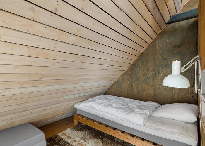 2 Bedroom Cozy In *